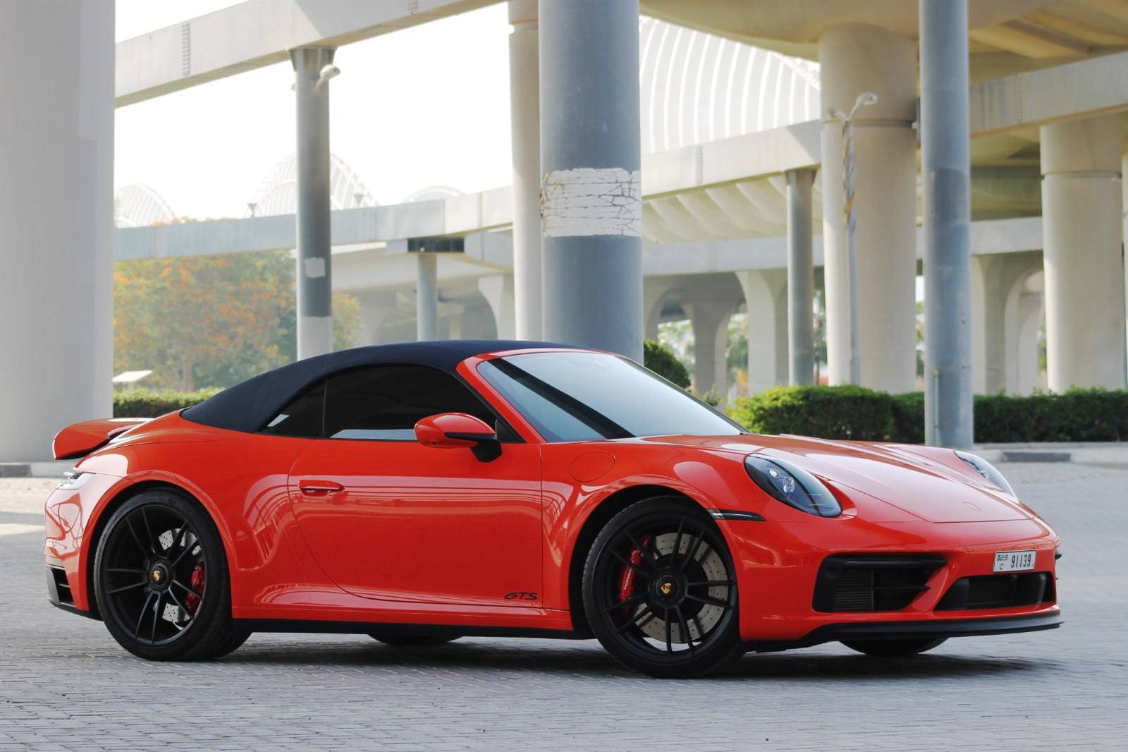 Porsche Carrera 4 GTS 911 2023 or alternative - California Luxury Car Rental LLC