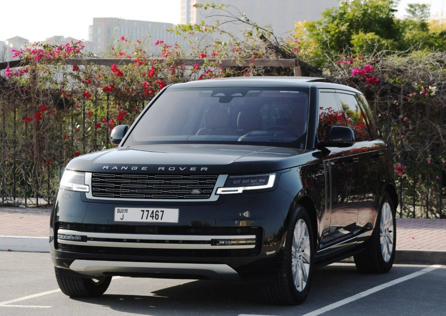 Range Rover Vogue 2023 or alternative - California Luxury Car Rental LLC