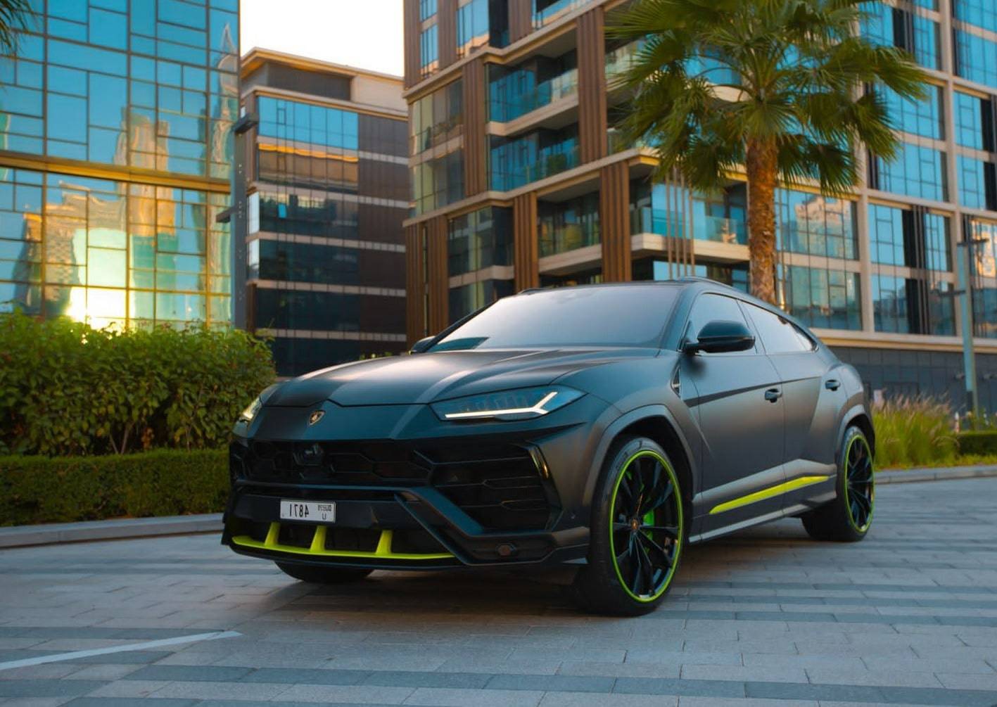 Lamborghini Urus 2022 or alternative - California Luxury Car Rental LLC