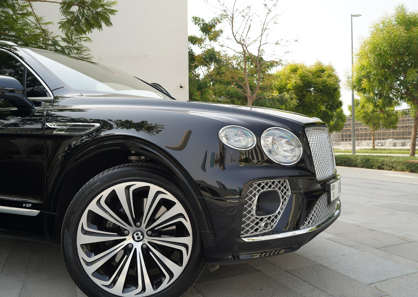 Bentley Bentayga 2022 or alternative - California Luxury Car Rental LLC