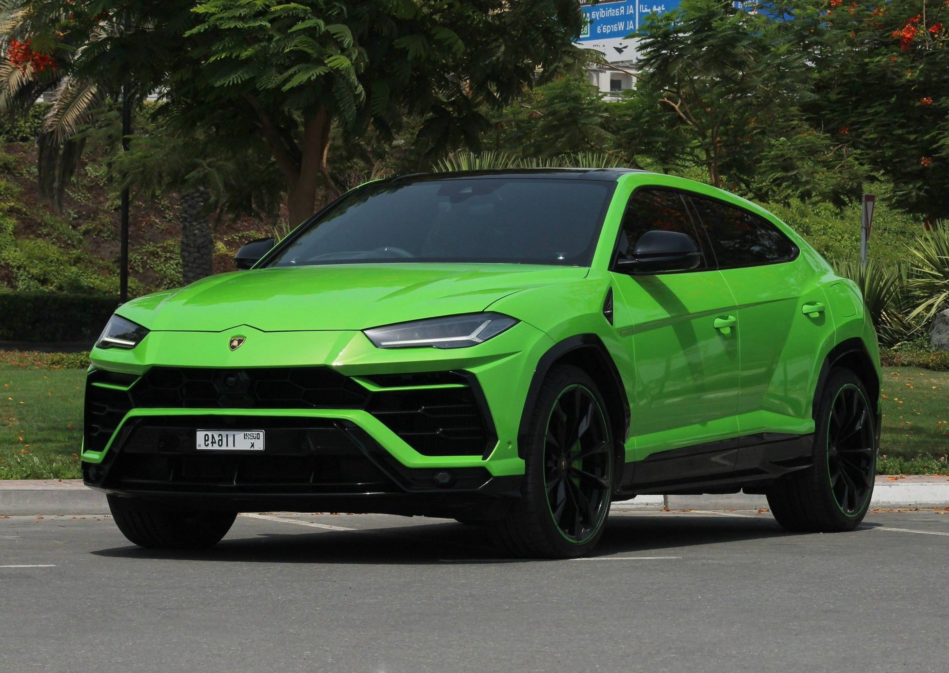 Lamborghini Urus 2022 or alternative - California Luxury Car Rental LLC