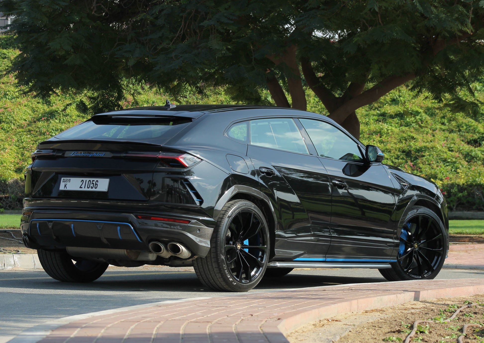 Lamborghini Urus 2020 or alternative - California Luxury Car Rental LLC