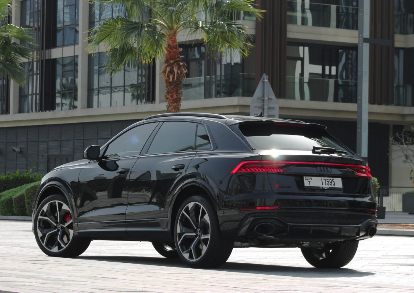 Audi RS Q8 2022 or alternative - California Luxury Car Rental LLC