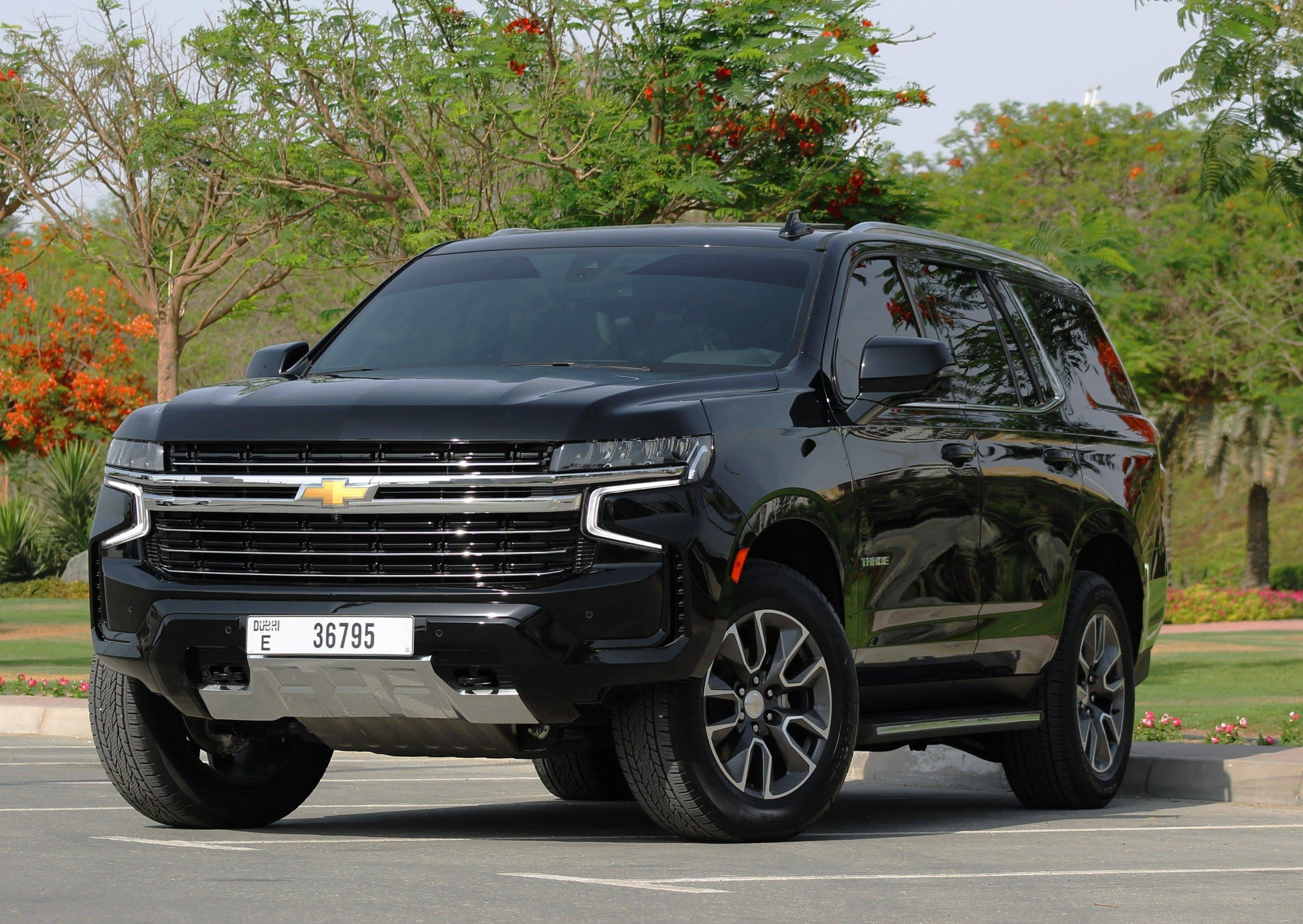 Chevrolet Tahoe 2022 or alternative - California Luxury Car Rental LLC